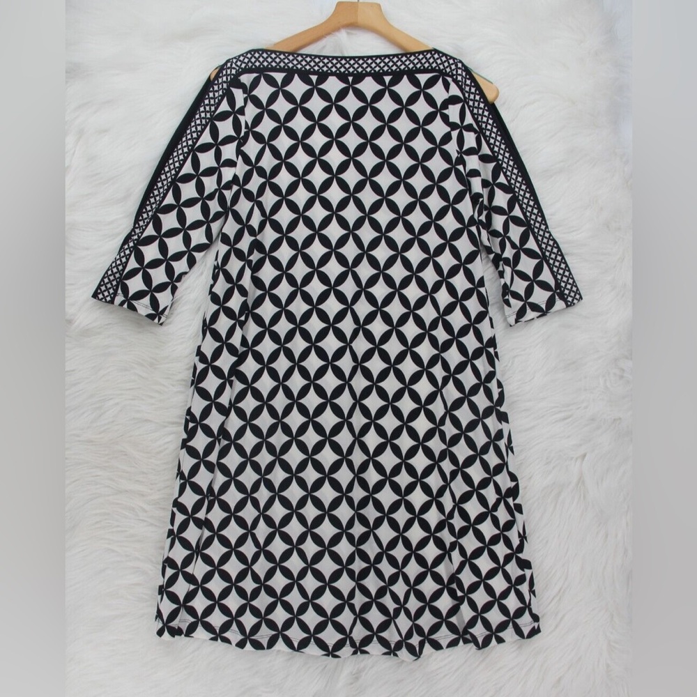 Sandra Darren size 20w Black and White Patterned Dress